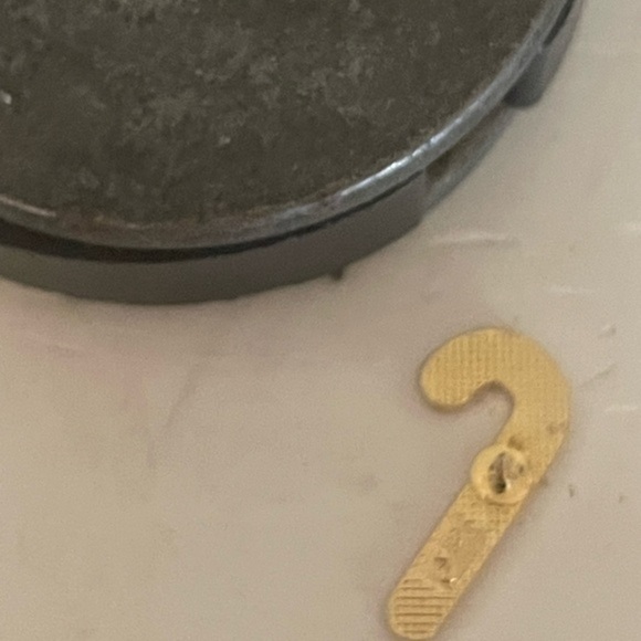 Vintage 1999 signed CTA silver tone red enamel candy cane lapel pin brooch - Picture 9 of 13